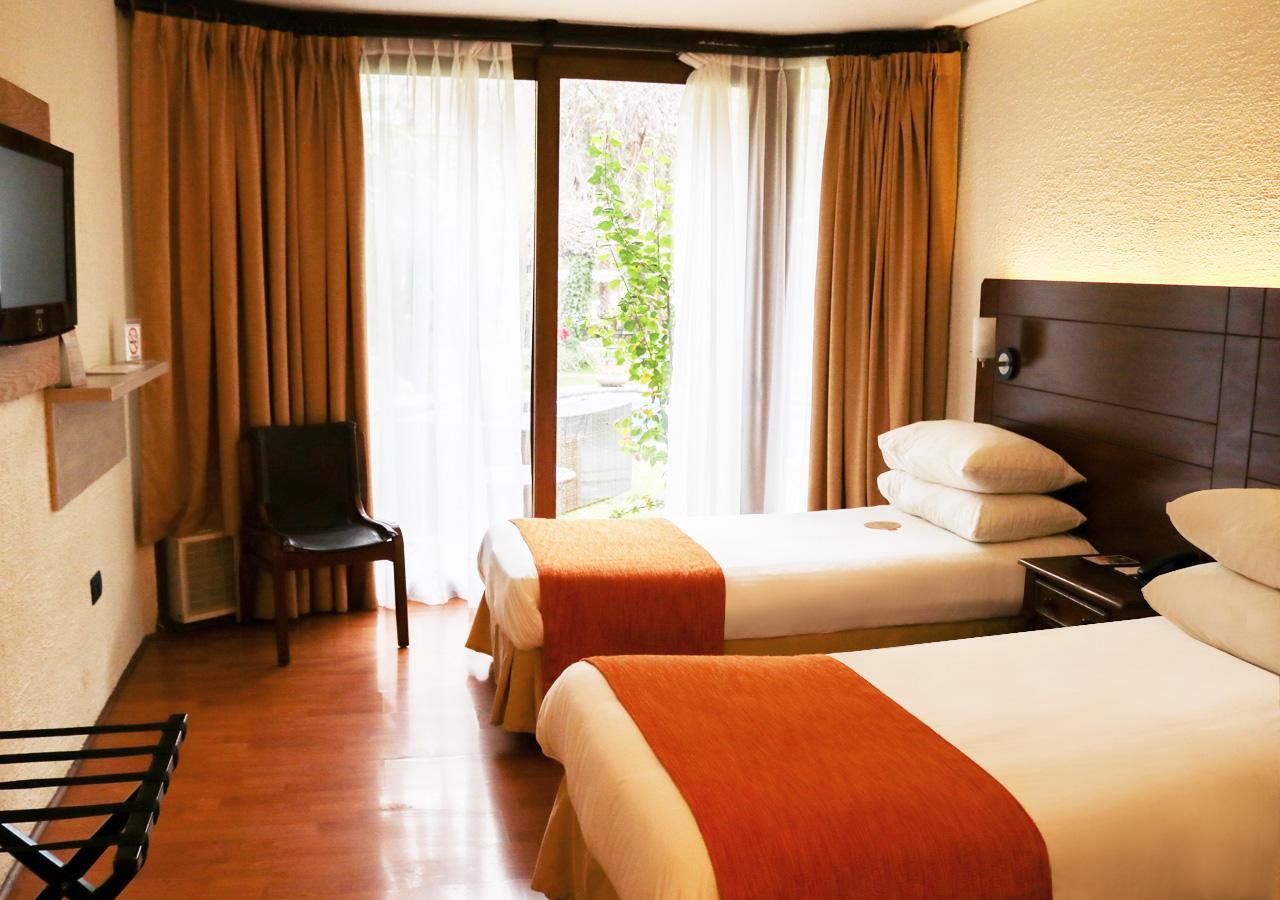 Hotel Y Centro De Eventos Manquehue Las Condes Santiago Ngoại thất bức ảnh
